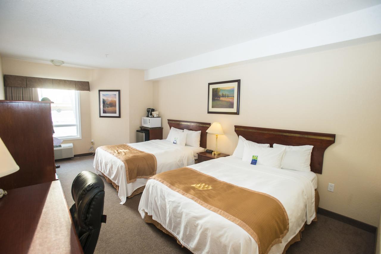 Lakeview Inns & Suites - Chetwynd 외부 사진