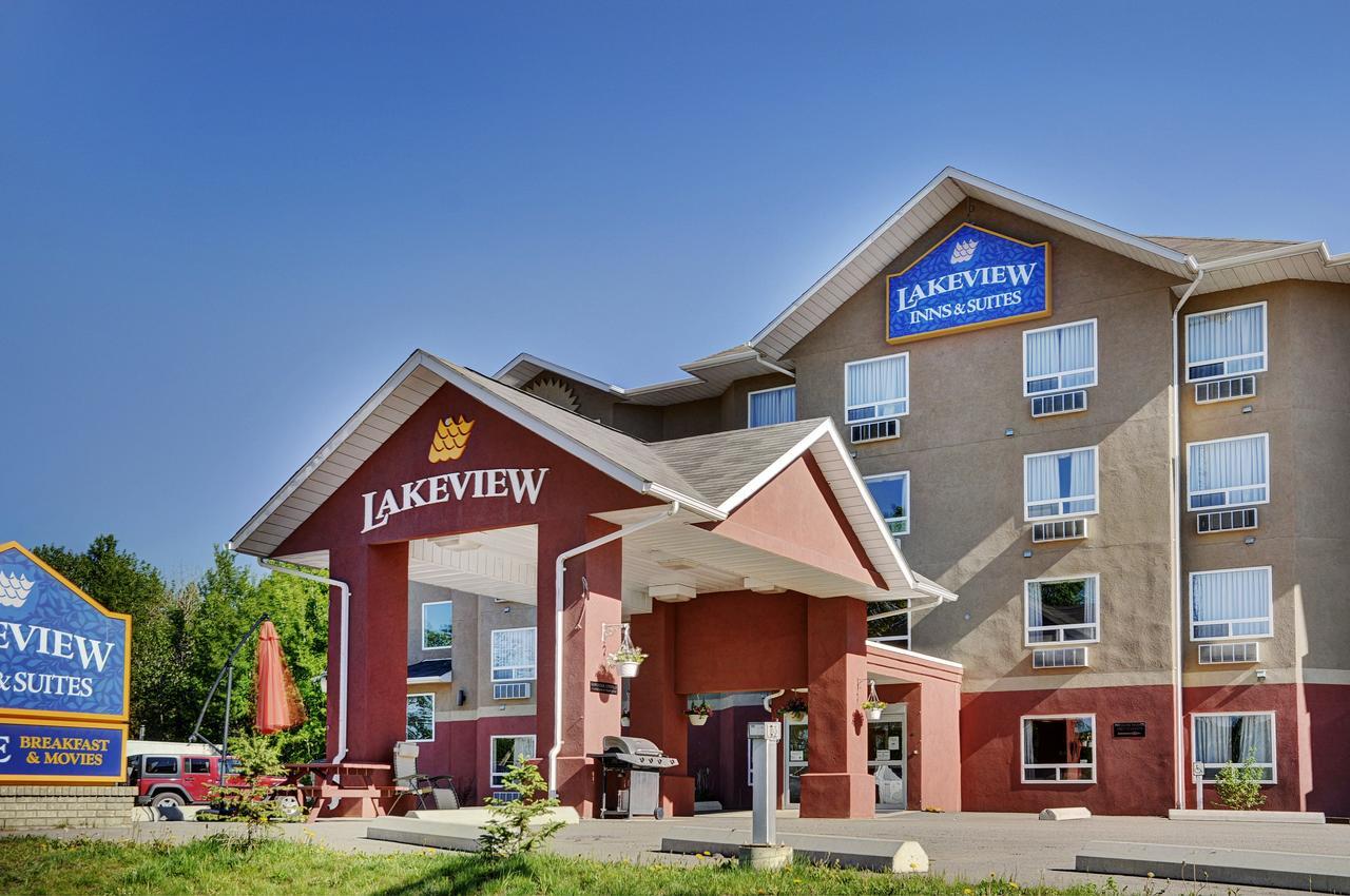 Lakeview Inns & Suites - Chetwynd 외부 사진